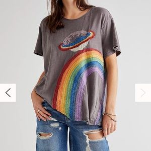 MP rainbow tee